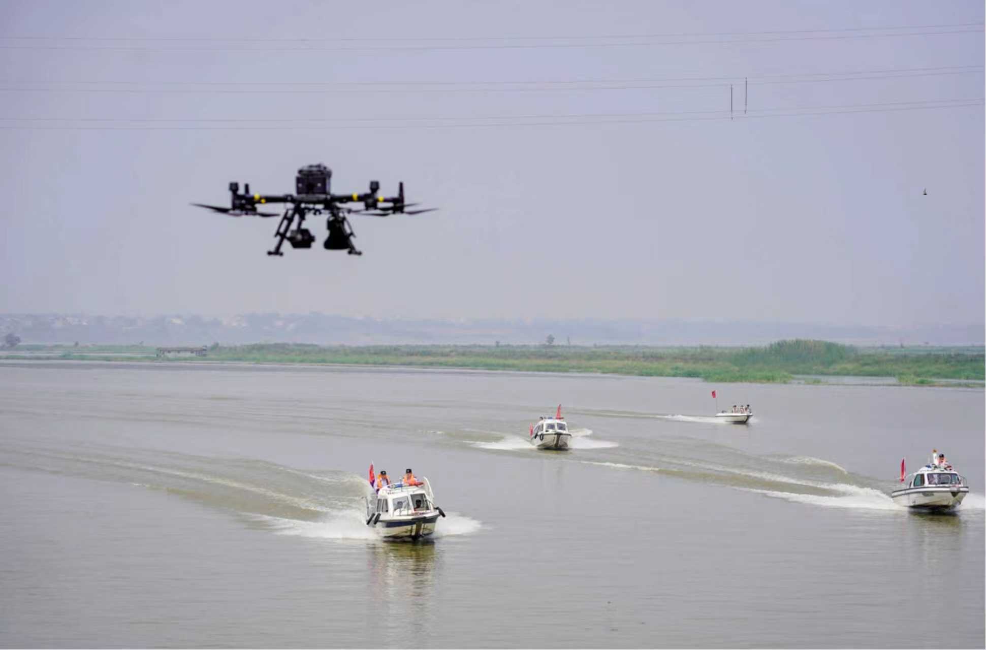 沿江禁捕巡检场景